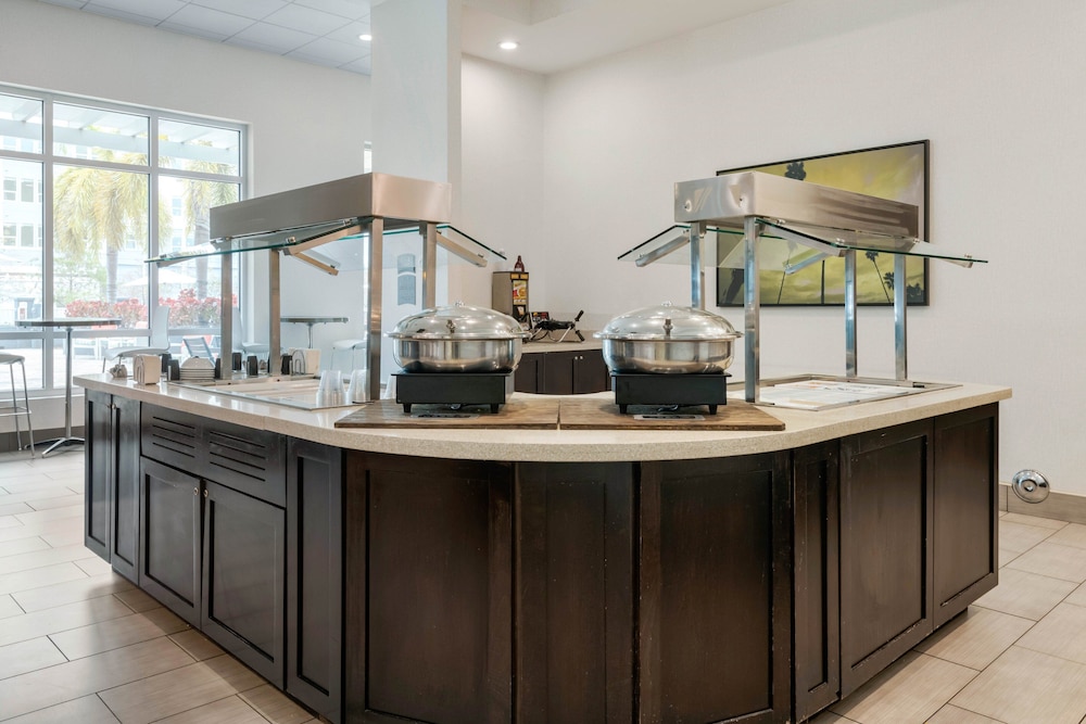 Staybridge Suites St. Petersburg Downtown by IHG - photo 54