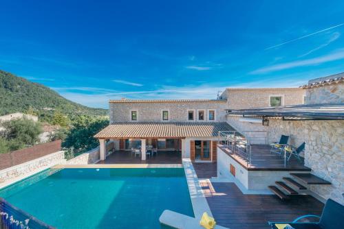 Villa Del Carmen Sis Sunset Villa Furios Petit — 4-Star Luxury Hotel in Selva, Spain