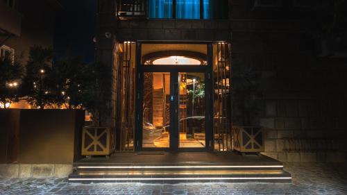 Hidden Bank: Diamonds — 4-Star Luxury Hotel in Plovdiv, Bulgaria