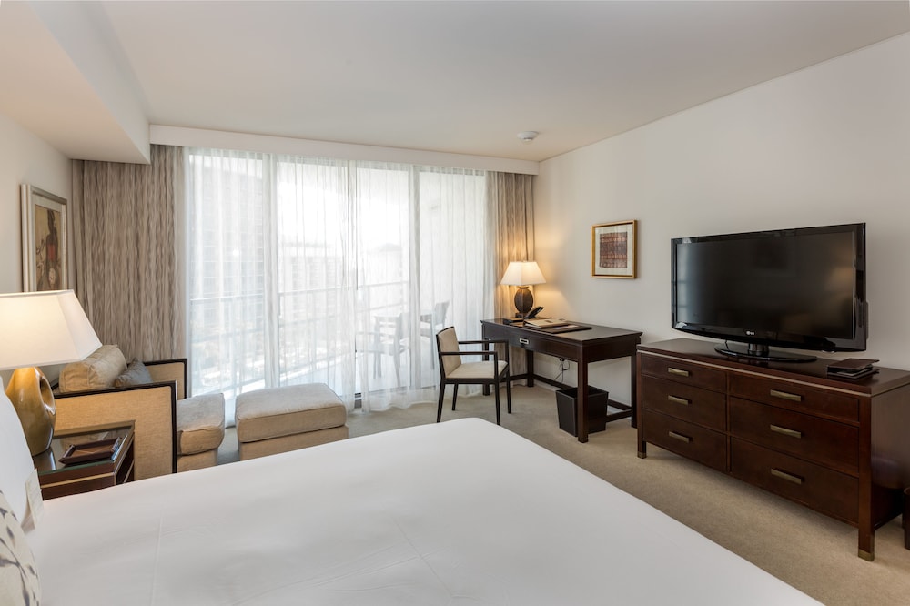 Jet Luxury at The Trump Waikiki - photo 49