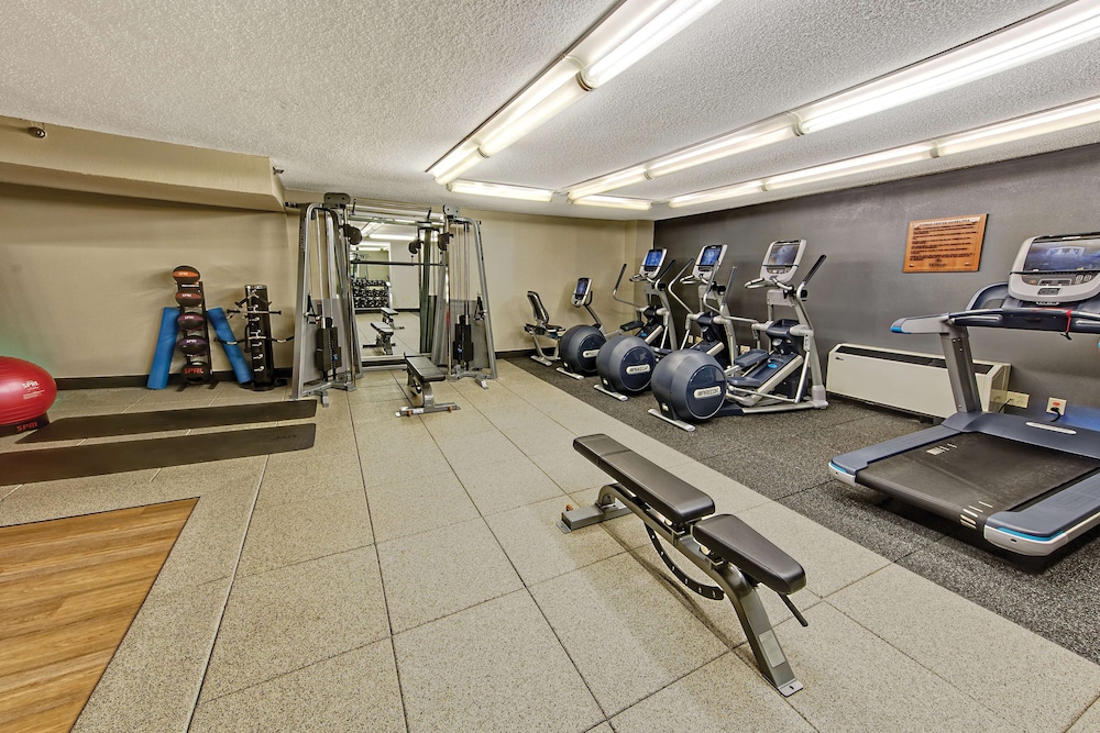 Hilton Knoxville Airport - photo 24