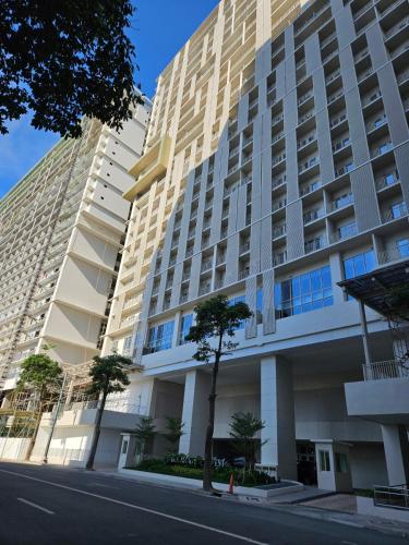 Condo Suite 1 Bedroom McKinley West Taguig City — 4-Star Luxury Hotel in Manila, Philippines