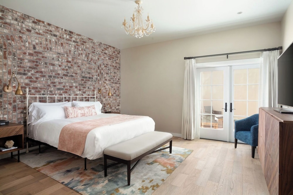Paso Robles Inn - photo 26