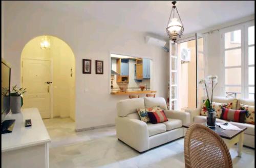 Apartamento Alcazaba — 4-Star Luxury Hotel in Malaga, Spain