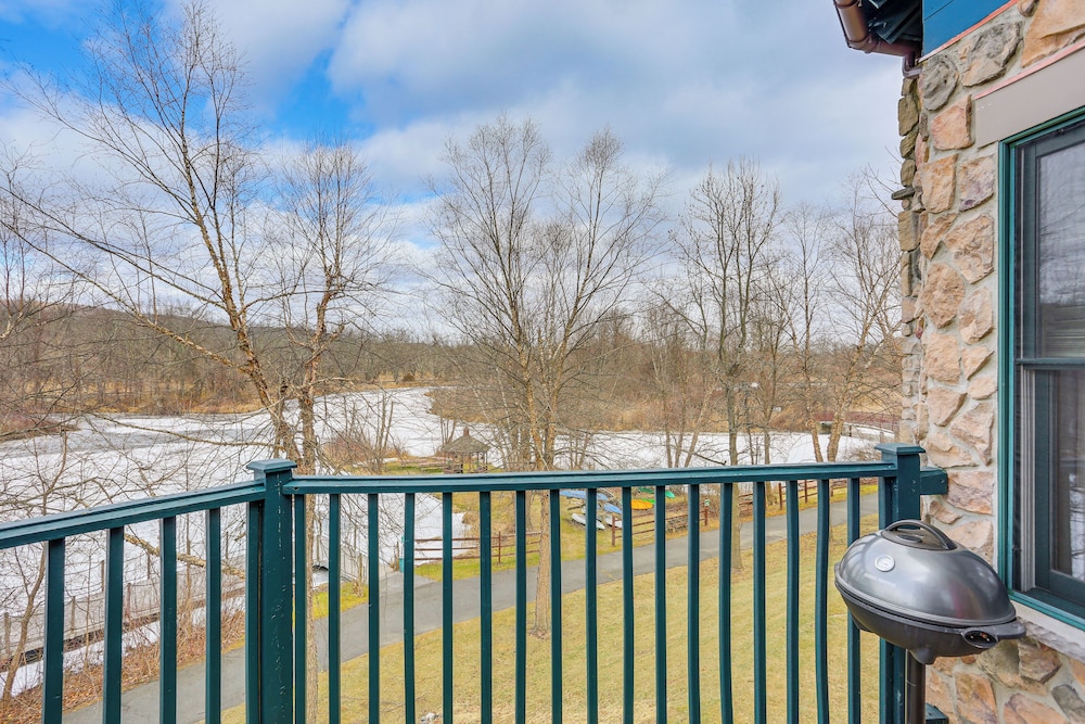 1 Mi to Mountain Creek Resort: Condo w Balcony - photo 19