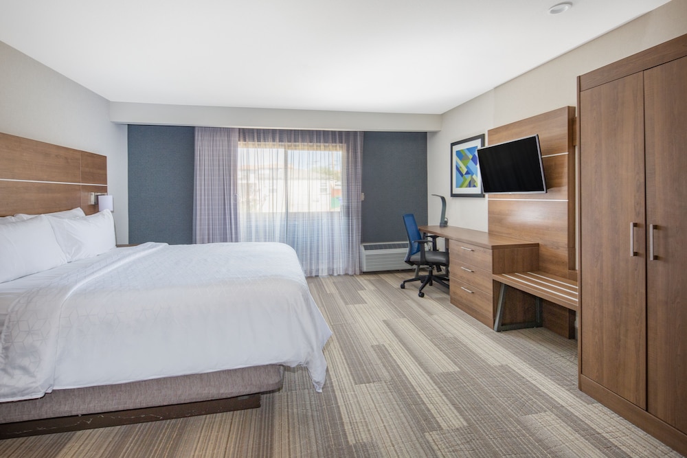 Holiday Inn Express San Diego Airport Old Town by IHG - photo 10