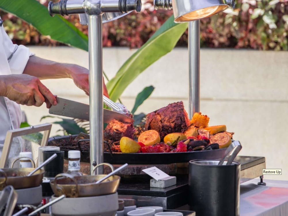 מזון ומשקאות