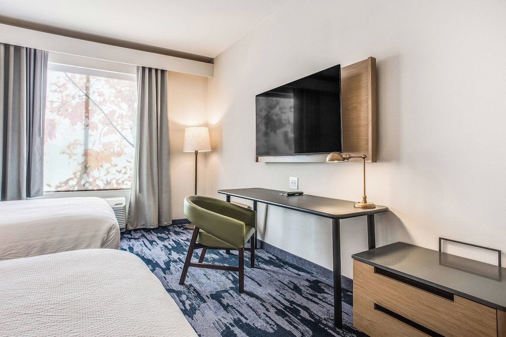 Fairfield Inn & Suites by Marriott Rolla - photo 12