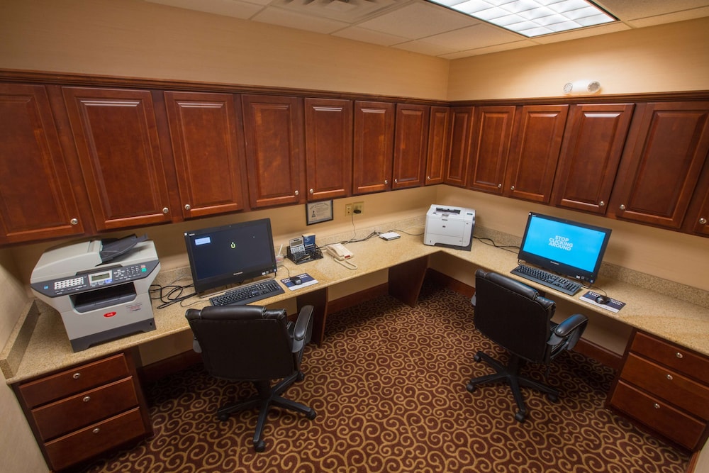 Hampton Inn Goshen - photo 29
