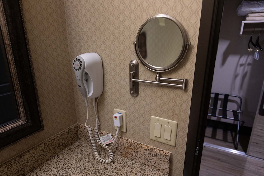 The Azure Hotel - photo 12