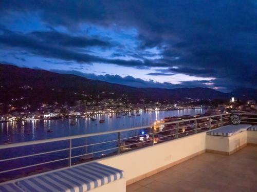 180 view maisonette No.2 in Poros, Greece