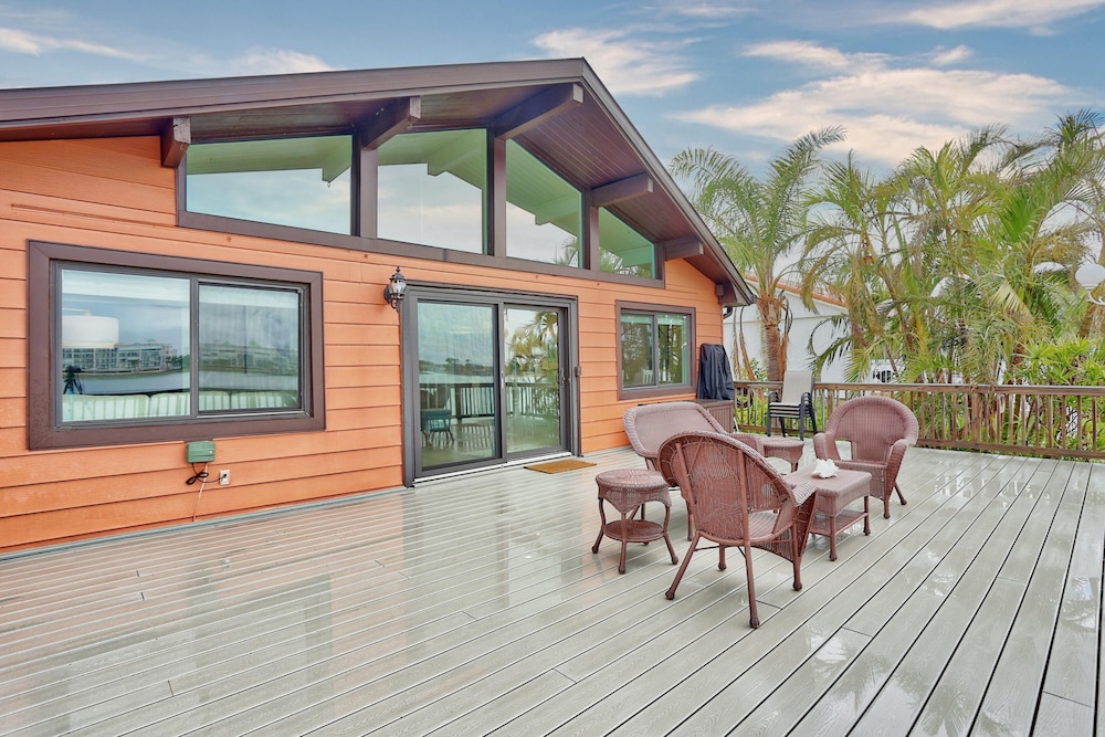 Paradise Along Boca Ciega Bay in Saint Pete Beach, United States