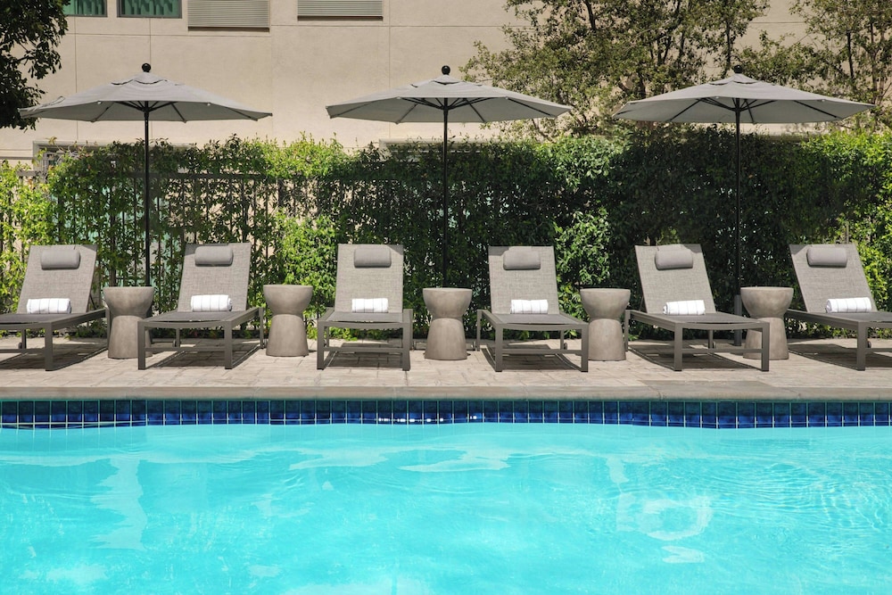 Courtyard by Marriott Pasadena Old Town - photo 40