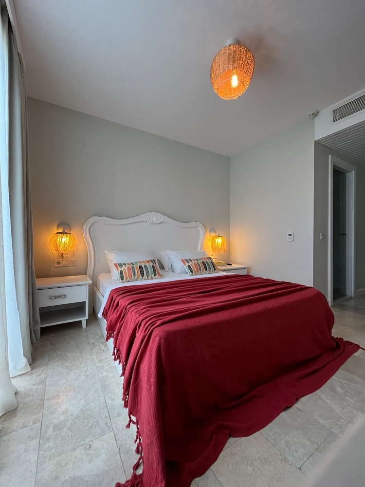 A La Lucca Hotel — Cesme — photo 4