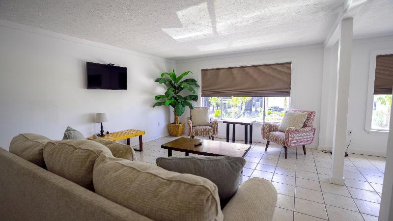 Banana Peel Resort - photo 22