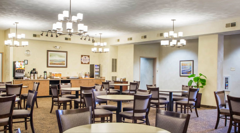 O Fallon Suites Hotel - photo 22