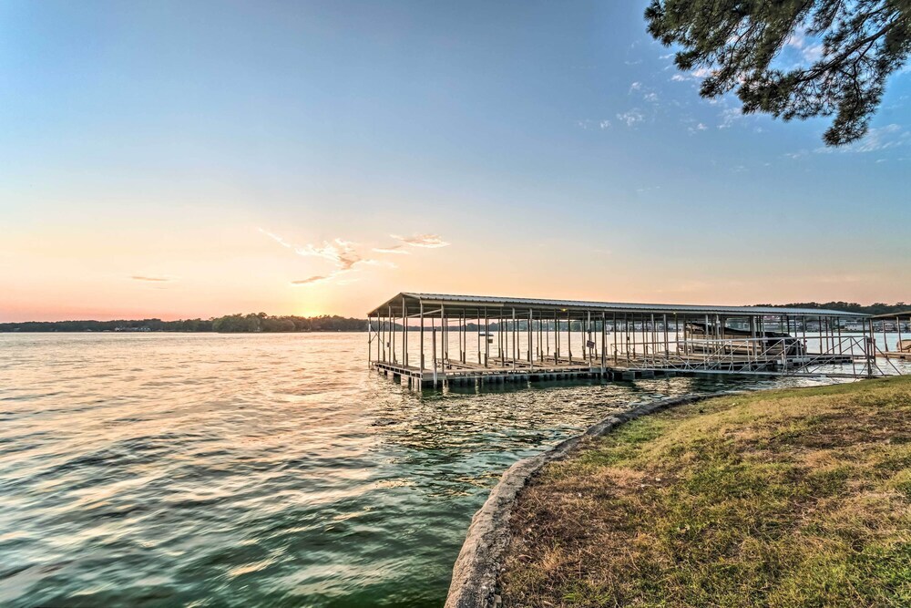 Sunset view Resort Condo on Lake Hamilton - photo 11