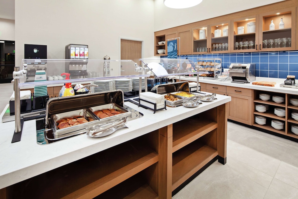 Homewood Suites by Hilton San Diego Central - photo 42
