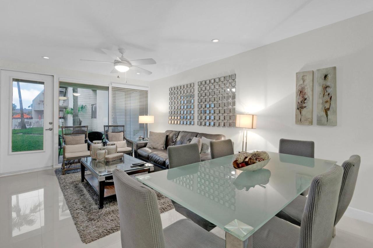 1st Floor Beachfront Resort Condo Heated Pool Jacuzzi Tennis & Beach Access in South Padre Island, United States