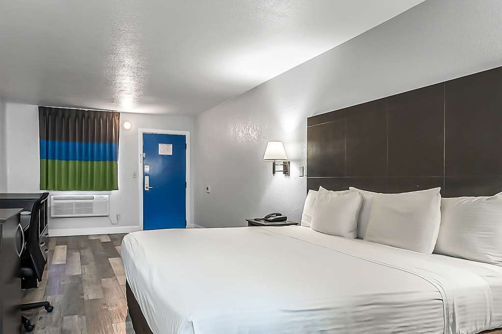 SureStay Hotel by Best Western Oklahoma City West - photo 18