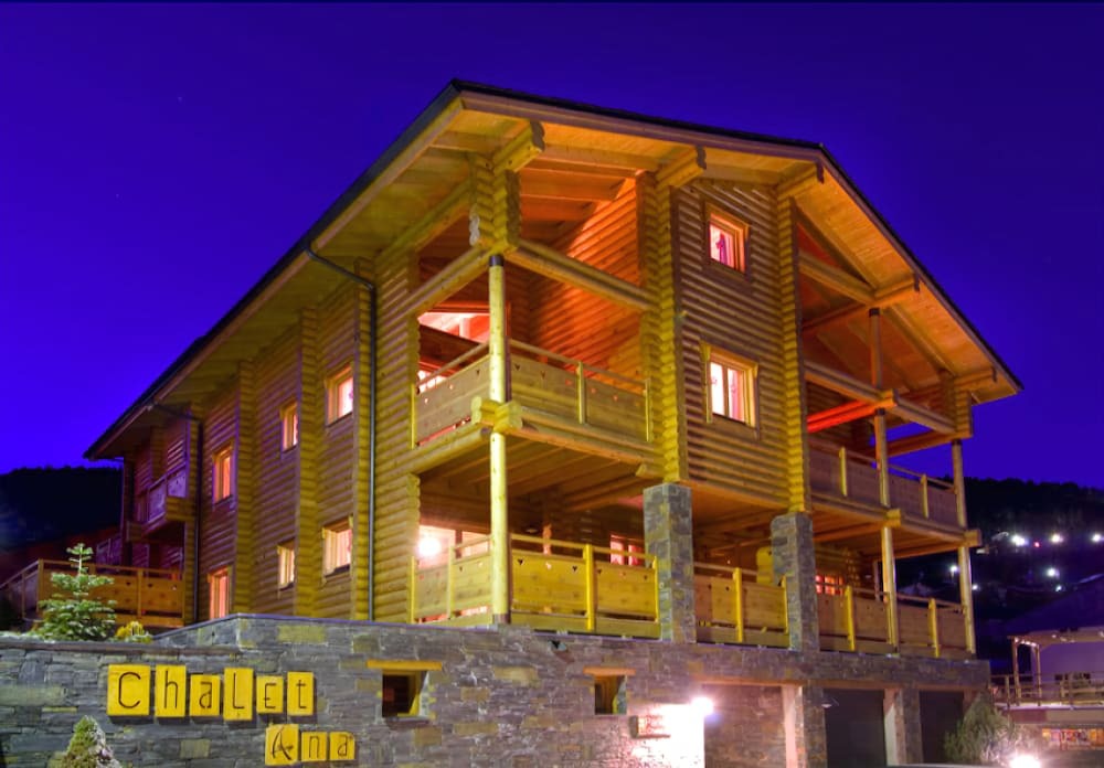 Chalet Ana & Spa — 4-Star Luxury Hotel in Les Angles, France