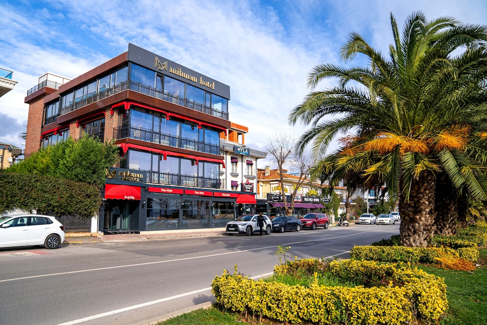 Mihman Hotel in Tuzla, Turkey