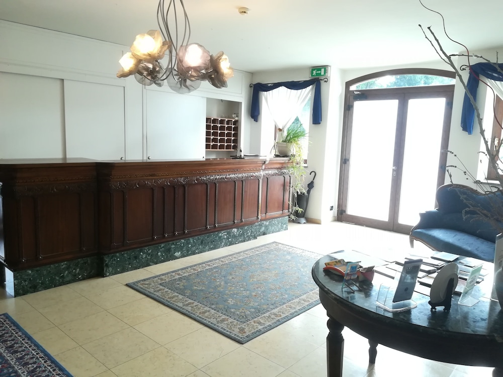 Hotel Italia — hotel in Certosa Di Pavia