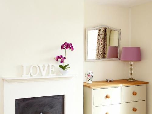 Pilgrim Cottage — 4-Star Luxury Hotel in Maidstone, United Kingdom