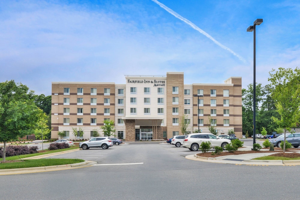 Fairfield Inn & Suites by Marriott Raleigh Cary - photo 38