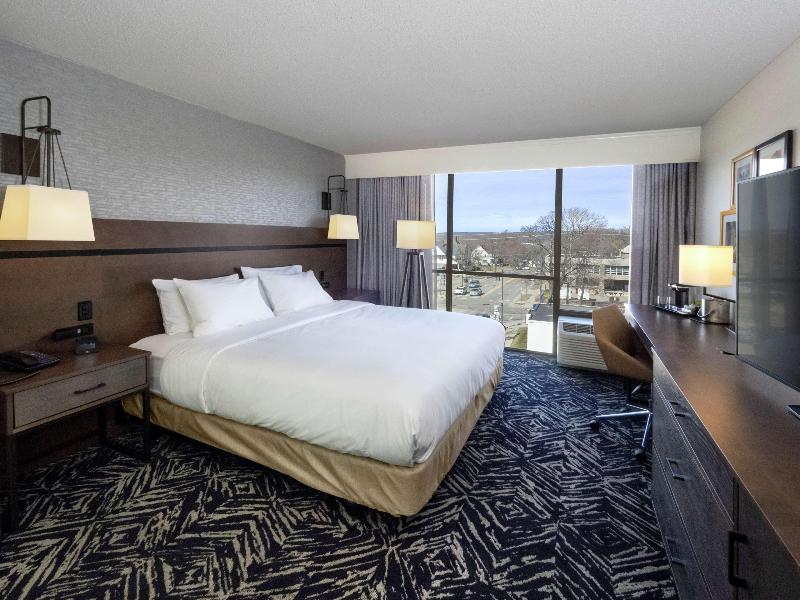 DoubleTree by Hilton Jamestown - photo 67