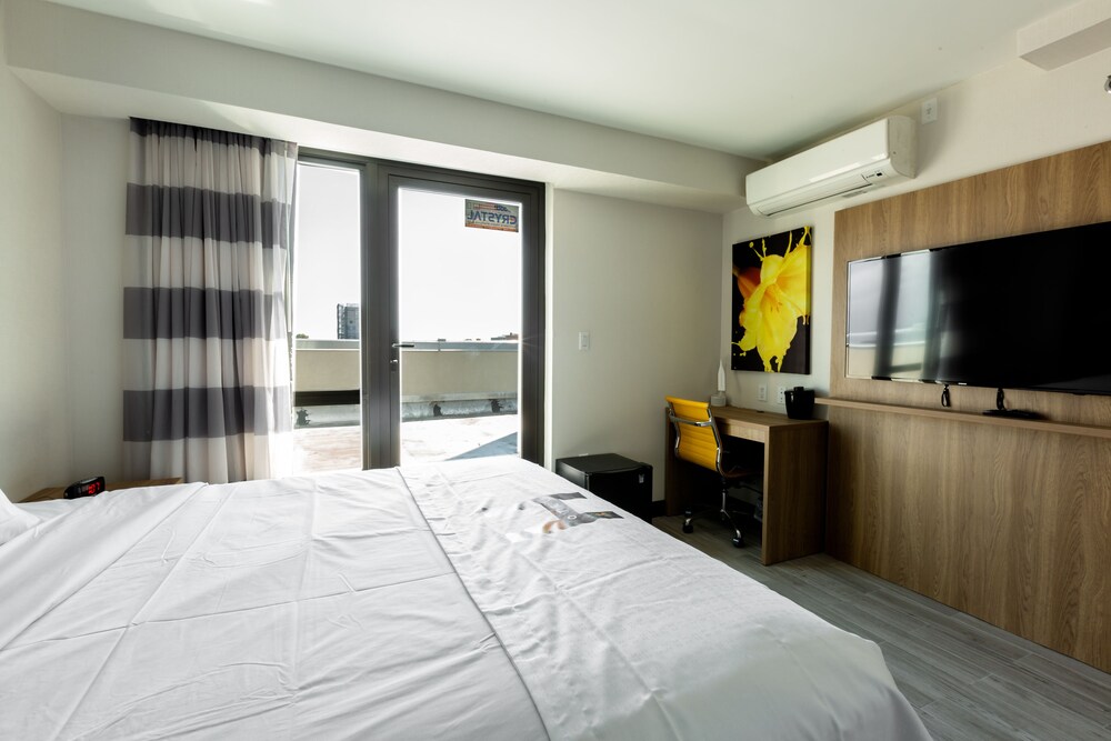 Hotel Ninety Five - photo 15