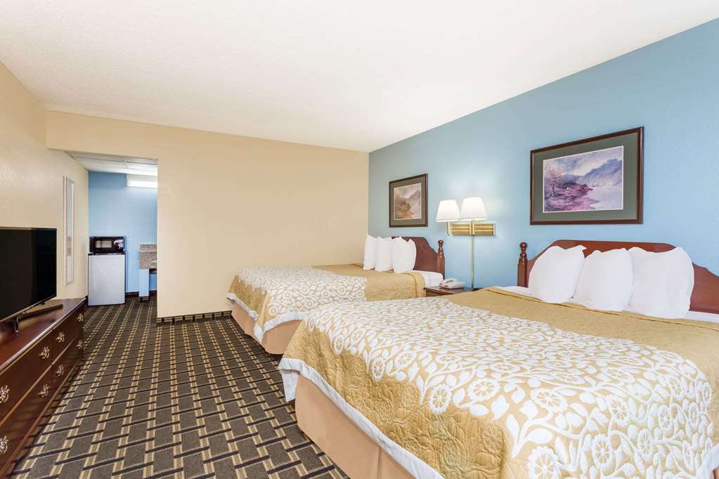 Days Inn by Wyndham Clayton - photo 21