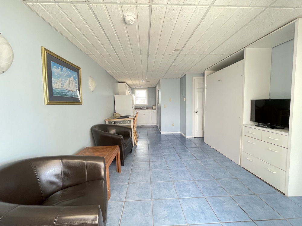 Ocean Walk Hotel - photo 11
