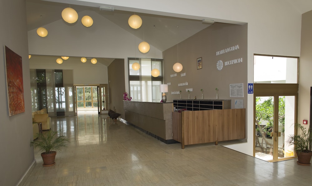 Hotel Laguna — Gradac — photo 3