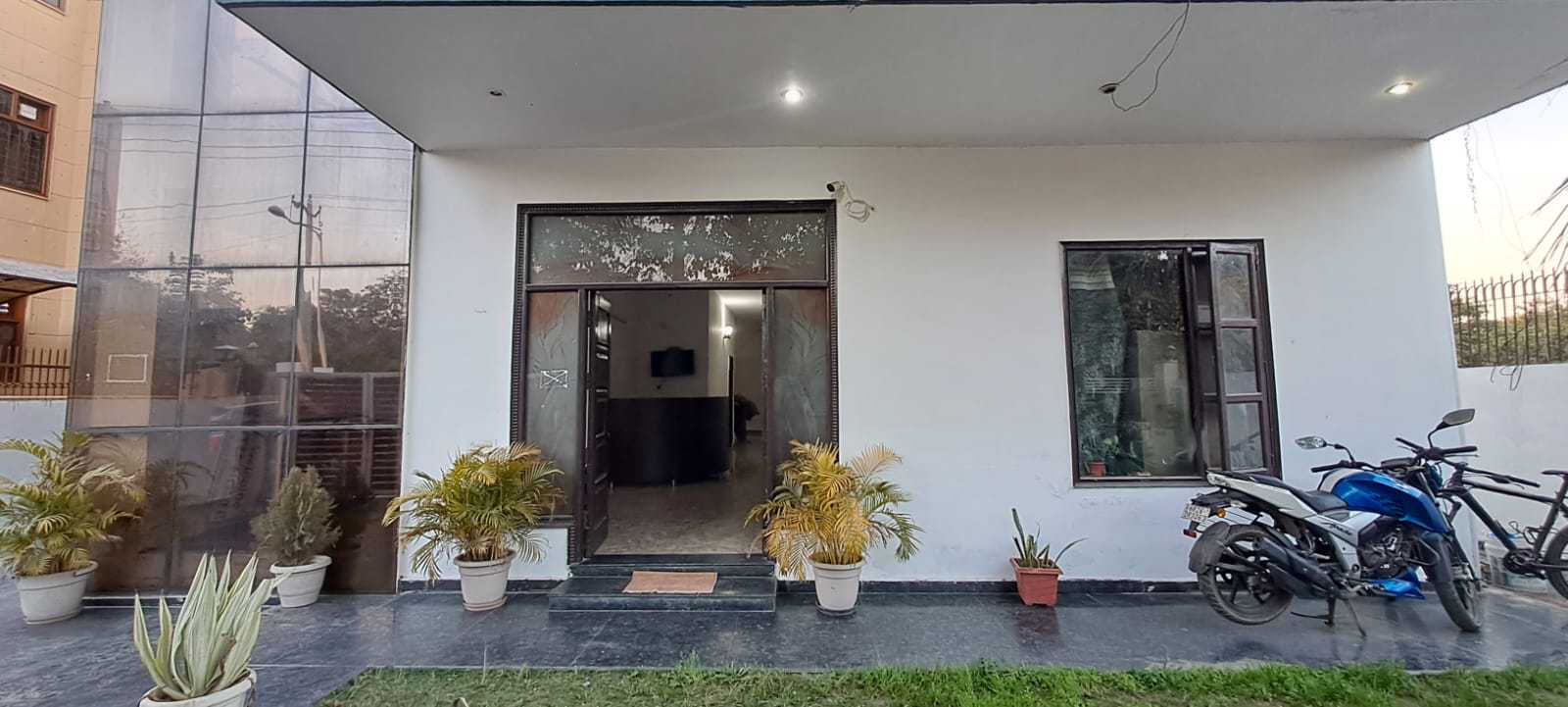 Hotel O Naveen Residancy