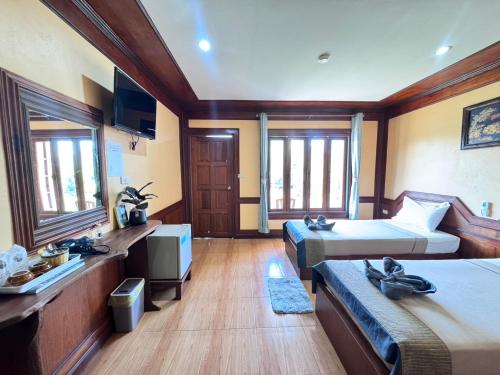 Phi Phi Treetop — Phi Phi Don — photo 4