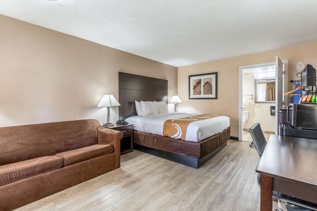 Quality Inn Pasadena Houston East - photo 18
