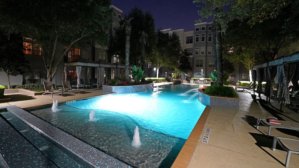 Landing Houston Space Center — 4-Star Luxury Hotel in Houston, United States
