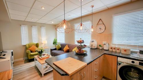 The Lazy Expat Paarl Self Catering Apartment — 4-Star Luxury Hotel in Paarl, South Africa