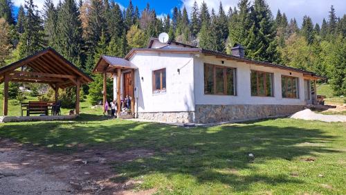 Planinska kuća Bajni - last minute hotel in Unknown City