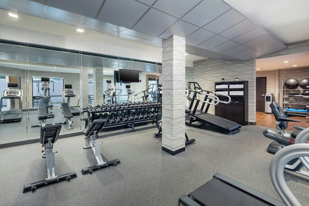 Courtyard by Marriott Dayton North - photo 17