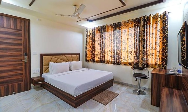 Fabhotel The Crown in Agra, India