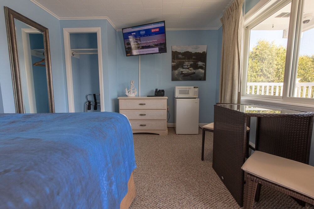 Footbridge Beach Motel - photo 61