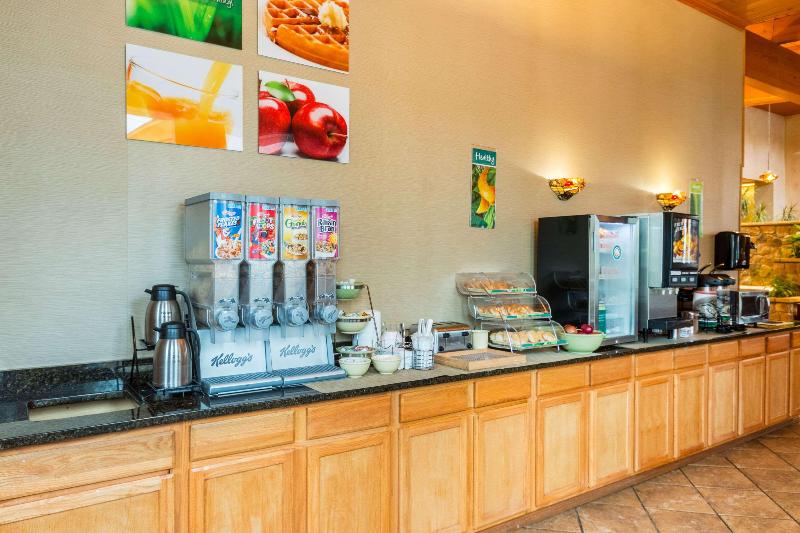 Quaint Inn &Suites - photo 32