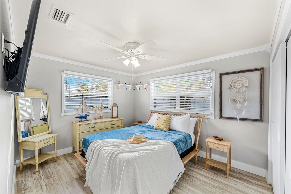 332 Formosa Drive in Cocoa Beach, United States