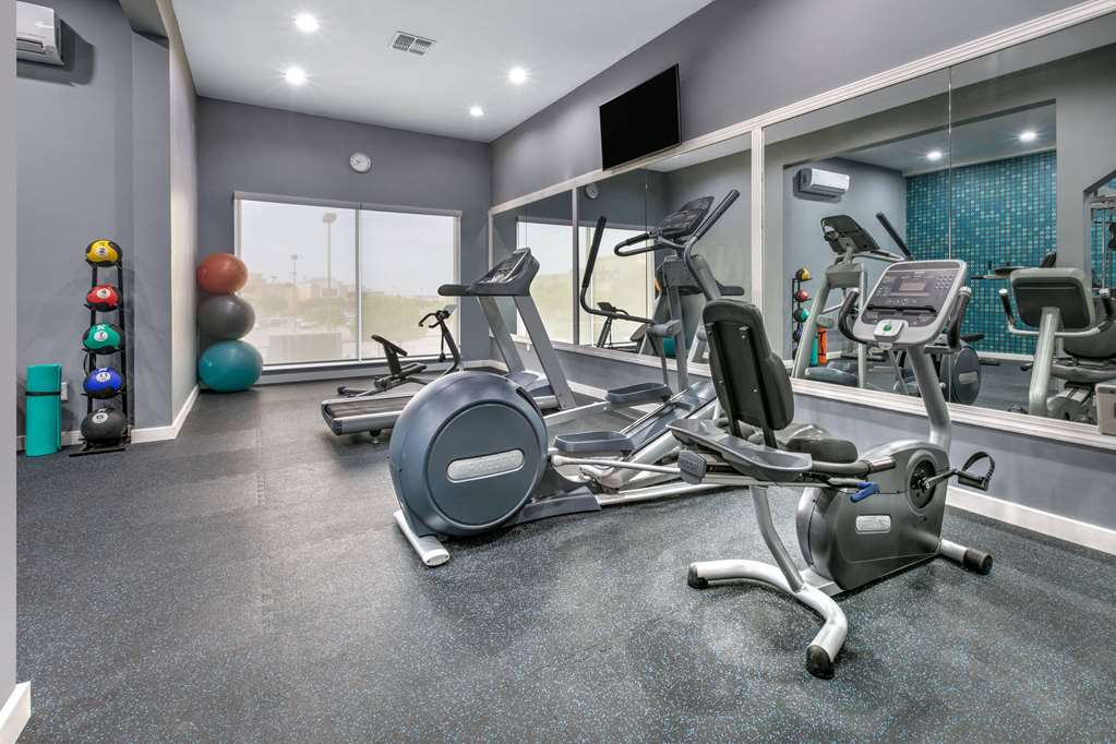 La Quinta Inn & Suites by Wyndham Weatherford - photo 13