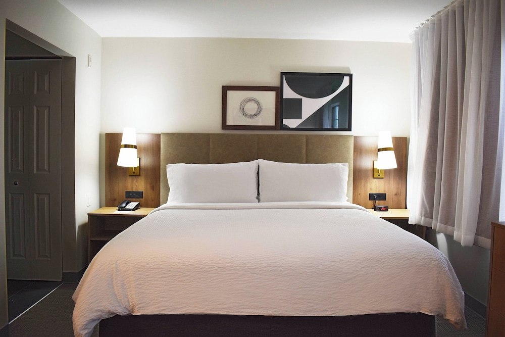 Staybridge Suites Detroit Novi by IHG - photo 4