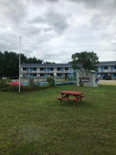 Four Seasons Motor Inn - photo 25