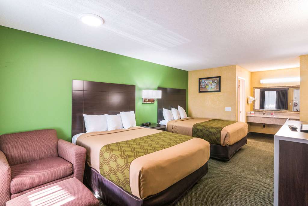 Econo Lodge Hesperia Victorville I 15 - photo 34
