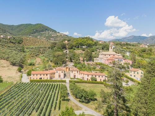 Apartment Felicita e Pietro by Interhome — 4-Star Luxury Hotel in Sestri Levante, Italy